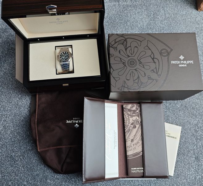 Patek Philippe Nautilus 5712/1A-001